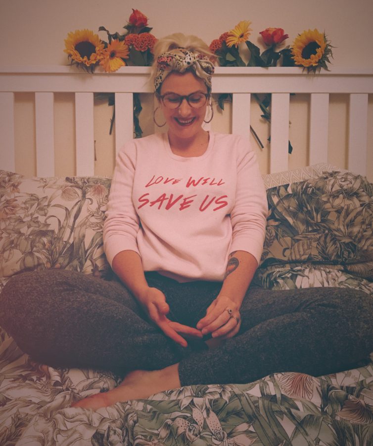 Home Nicki Bocker Glory